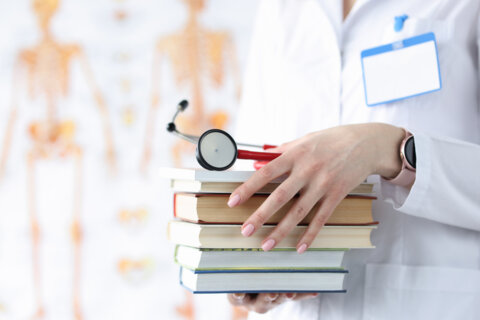 DJFC - RGO, complications bypass, gastroentérologie